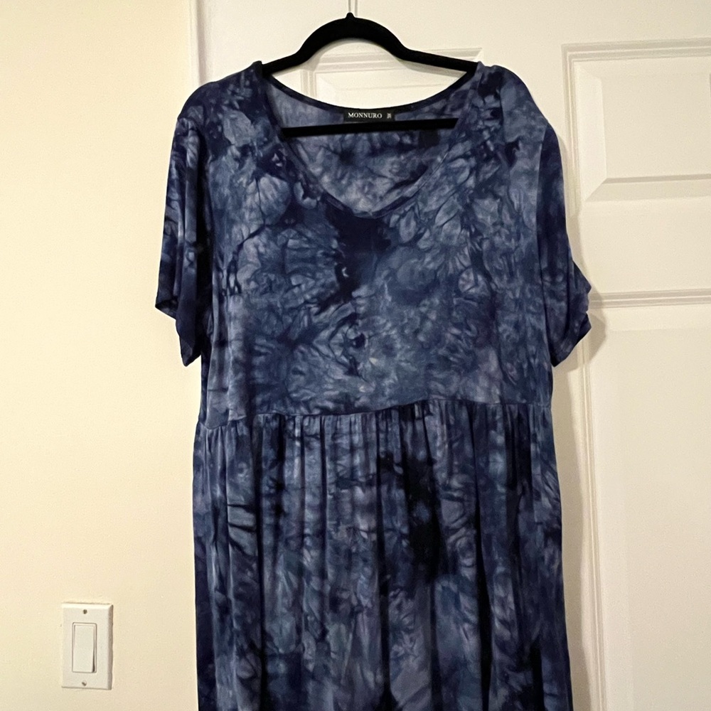 Monnuro Blue Tie-Dye Tunic